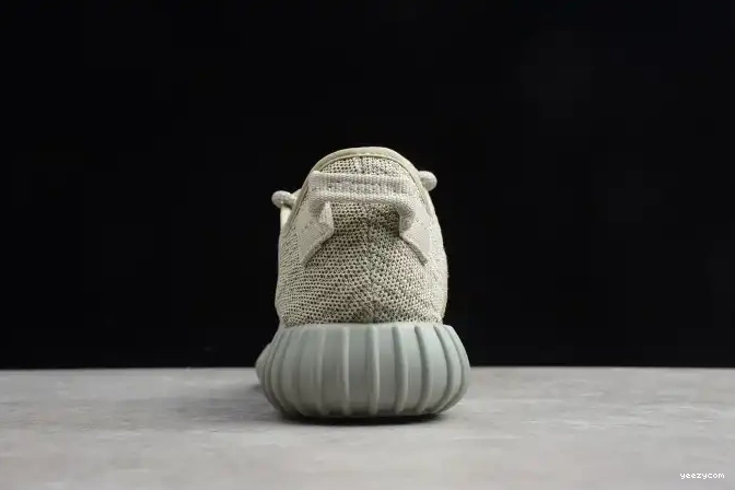 350 AQ2660 Moonrock Boost Yeezy Adidas 0614